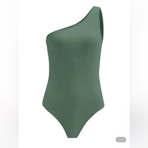 One-Shoulder Bodysuit in Dark Green